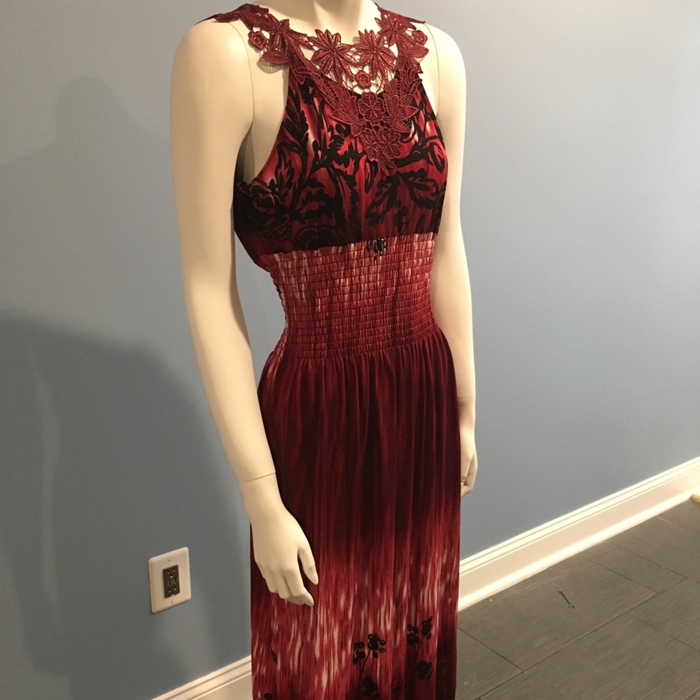 Reversible Maroon Island Dress with Lace Detail